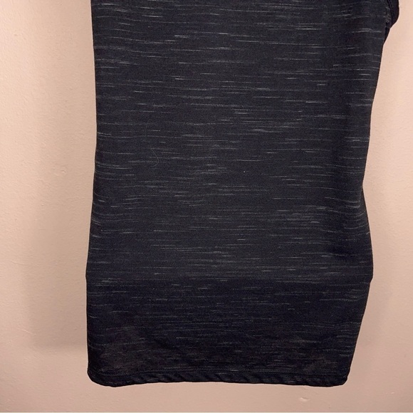 XS NIKE DRI FIT TANK BLACK GREY TOP SLEEVELESS STRETCH ATHLETIC ACTIVEWEAR - Picture 8 of 11